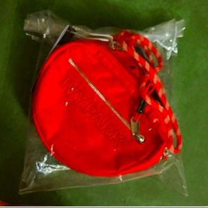 🎁 NWT Adidas Ivy Park Belt Bag Real Coral
